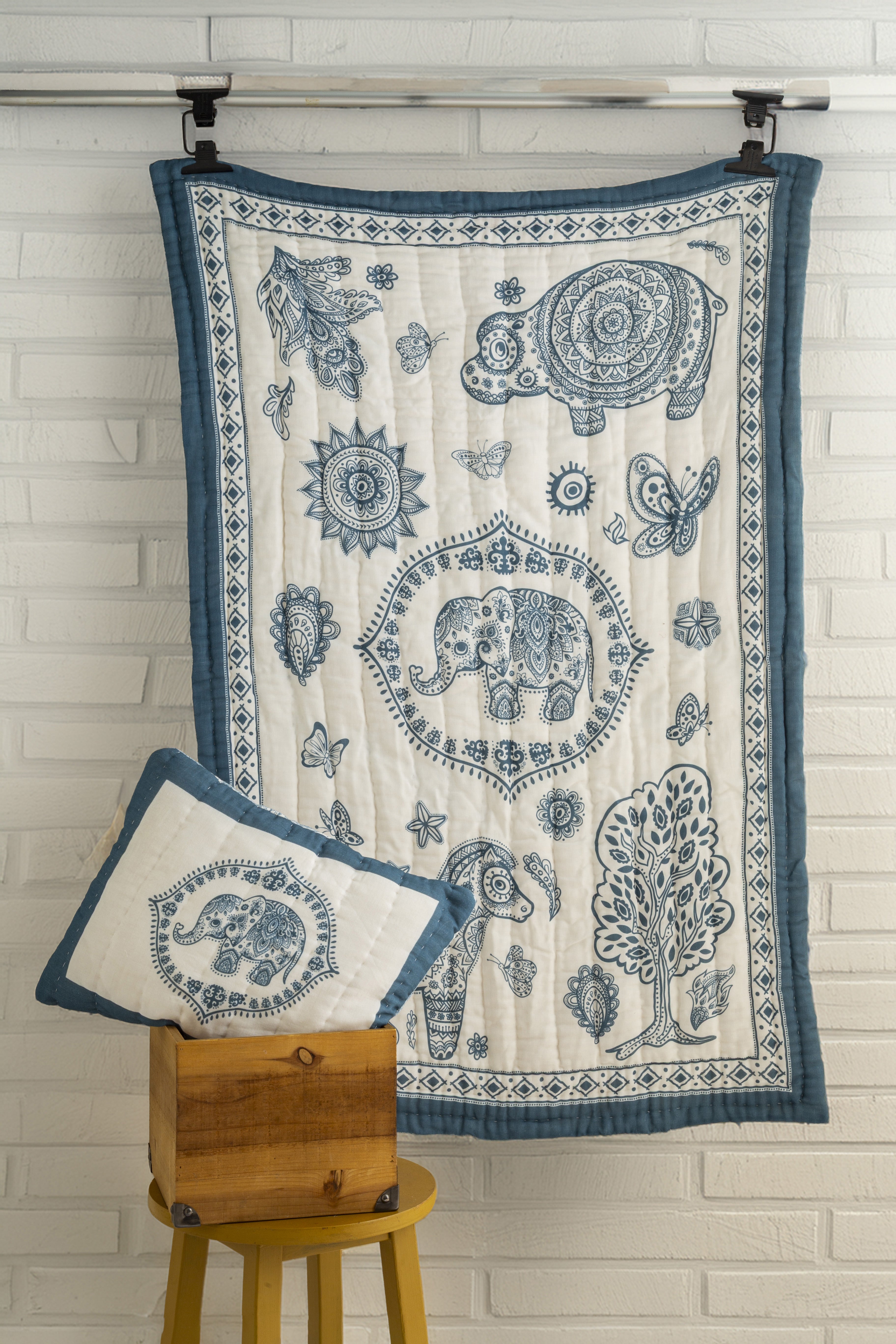 Bohemian El Yapımı Organik Pamuk Çocuk Yatak Örtüsü - uniqlooms.com