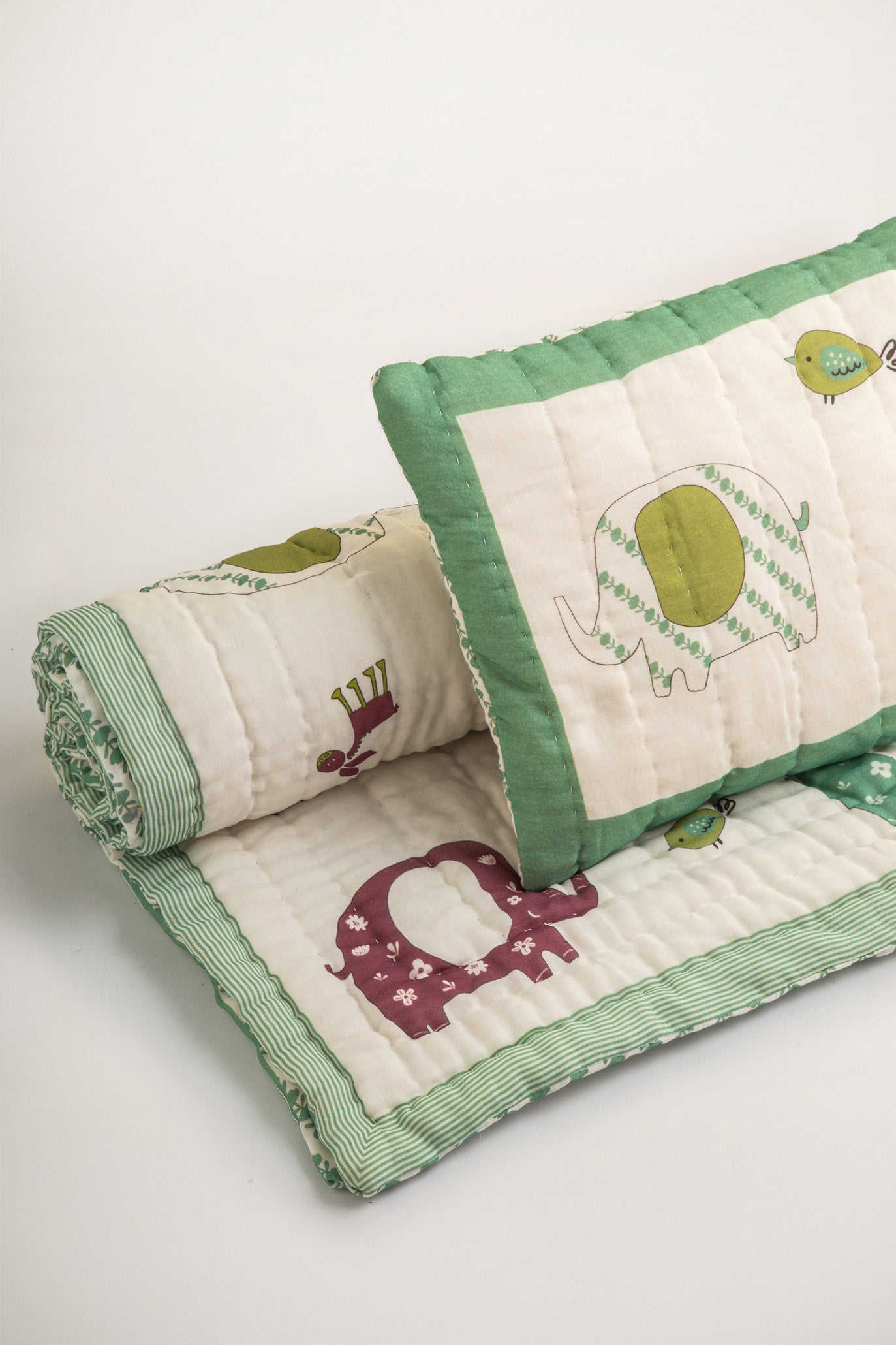 Elephant El Yapımı Organik Pamuk Çocuk Yatak Örtüsü - uniqlooms.com