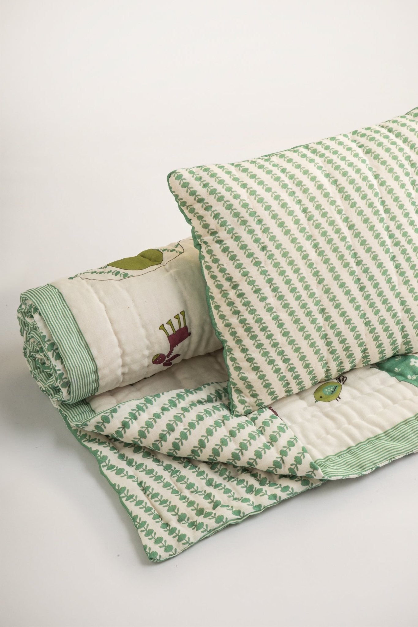 Elephant El Yapımı Organik Pamuk Çocuk Yatak Örtüsü - uniqlooms.com