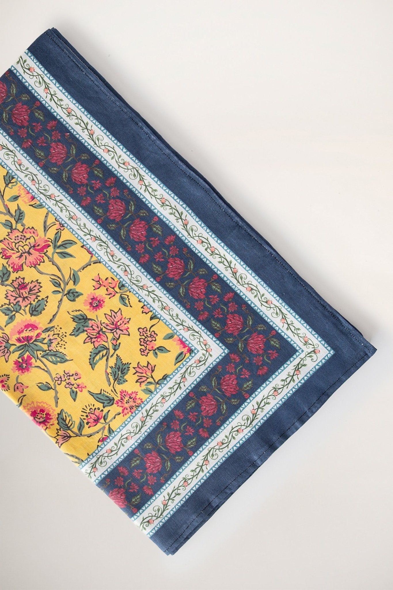 Heaven Keten Masa Örtüsü - uniqlooms.com