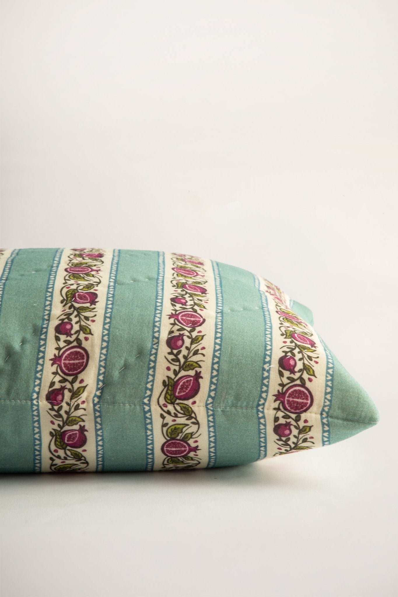 Natures Lulubaby Nar Desenli El Yapımı 2'li Yastık Kılıfı - uniqlooms.com