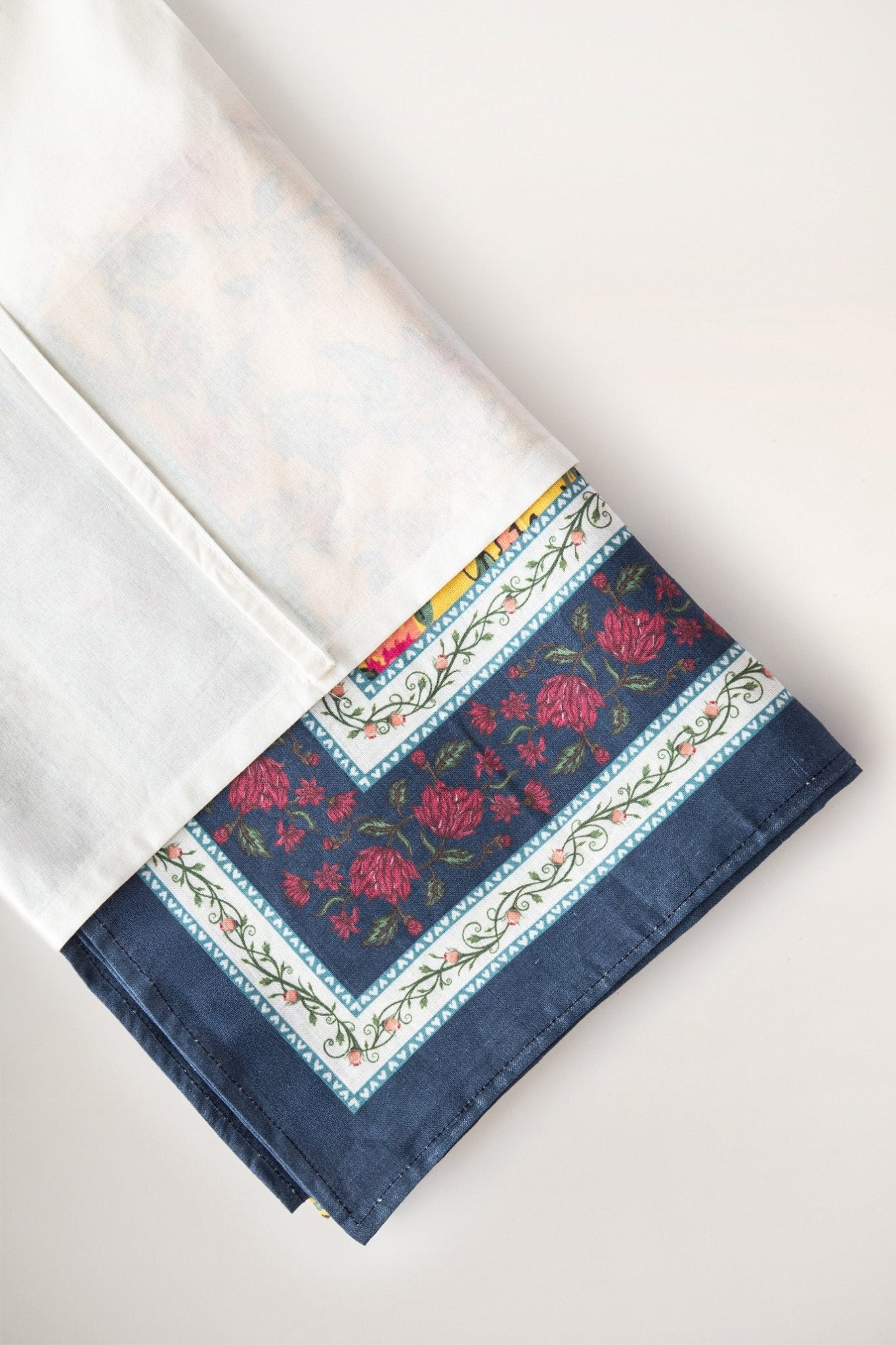 Heaven Keten Masa Örtüsü - uniqlooms.com