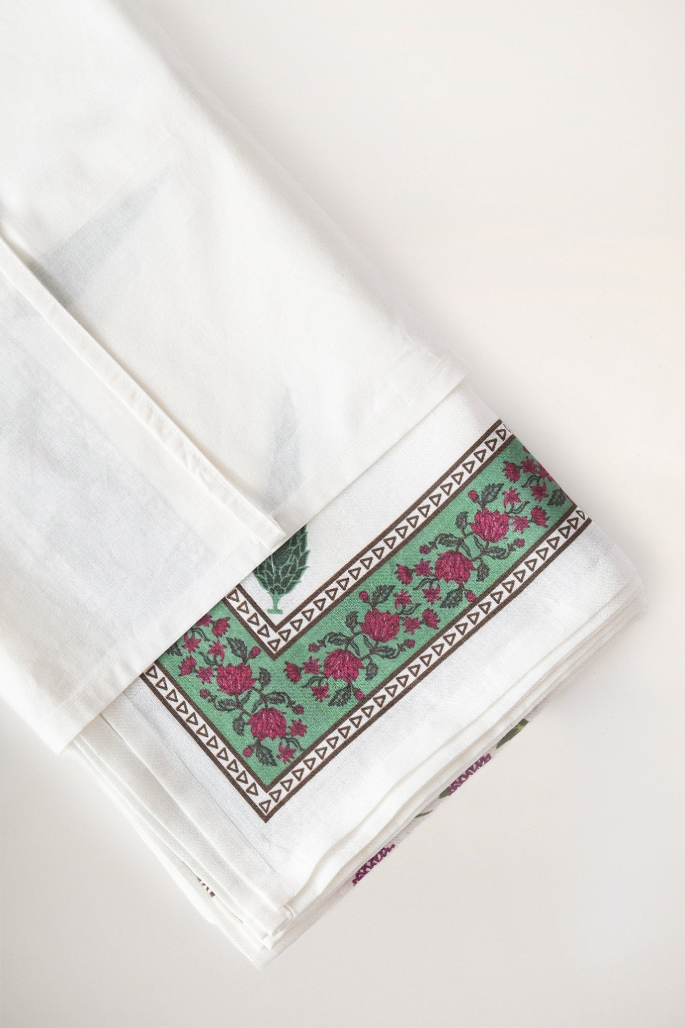 Tree Valley Keten Masa Örtüsü - uniqlooms.com