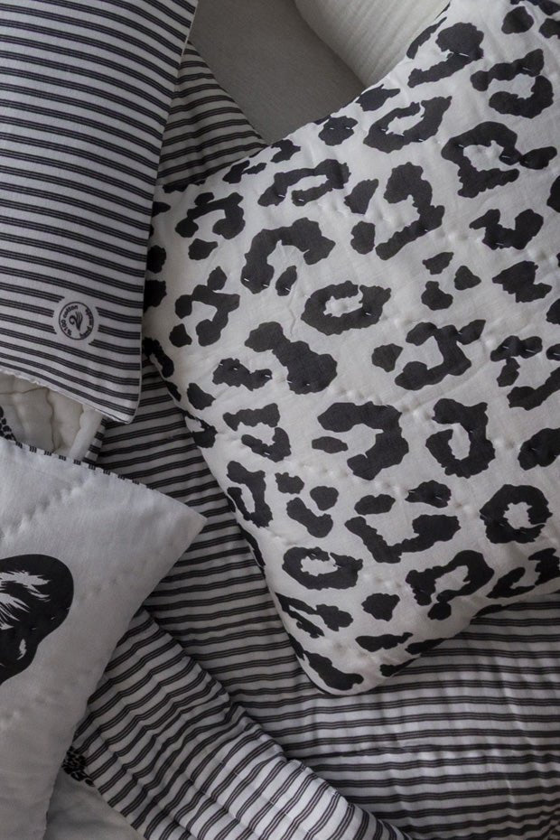 Wild Leopar Desenli El Yapımı 2'li Yastık Kılıfı - uniqlooms.com